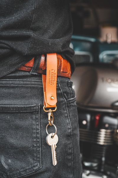 Floyd and Company Leather Keychain (Saddle Tan)